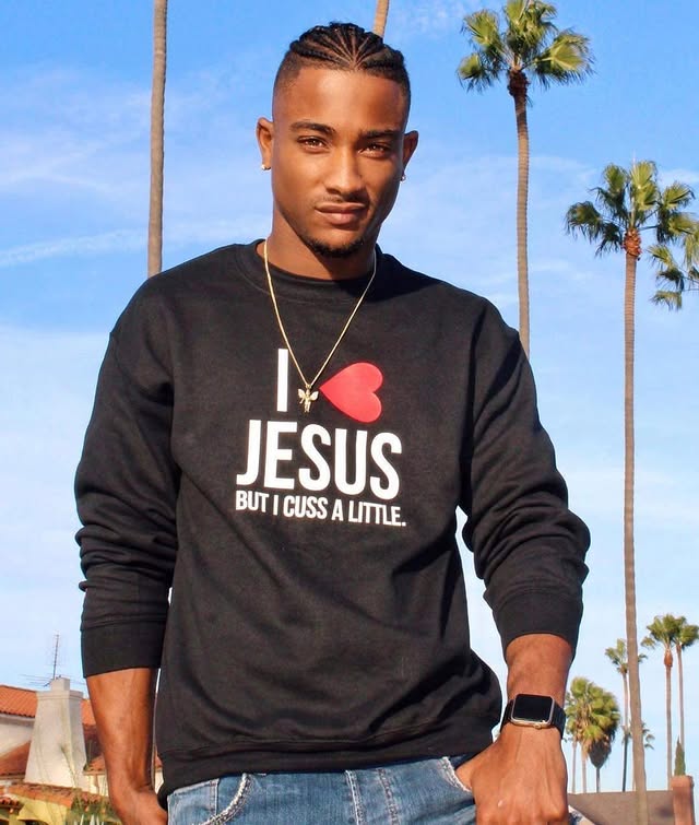 I LOVE JESUS Sweatshirt